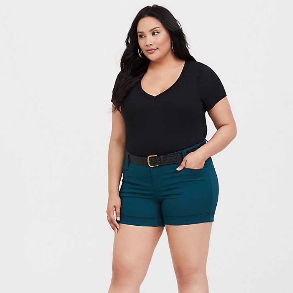 Size 18 teal belted torrid shorts